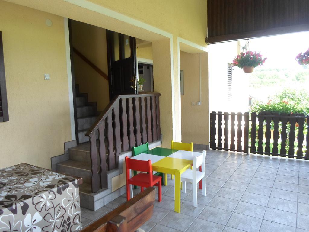 House Petra Daire Rakovica Dış mekan fotoğraf