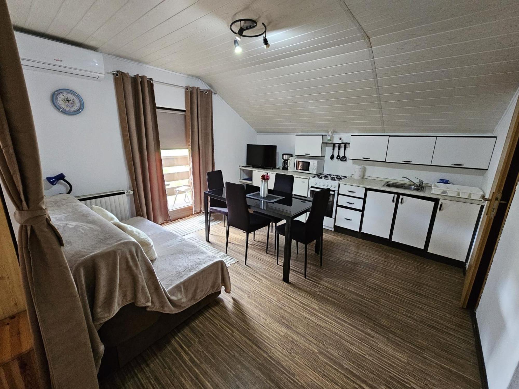 House Petra Daire Rakovica Dış mekan fotoğraf